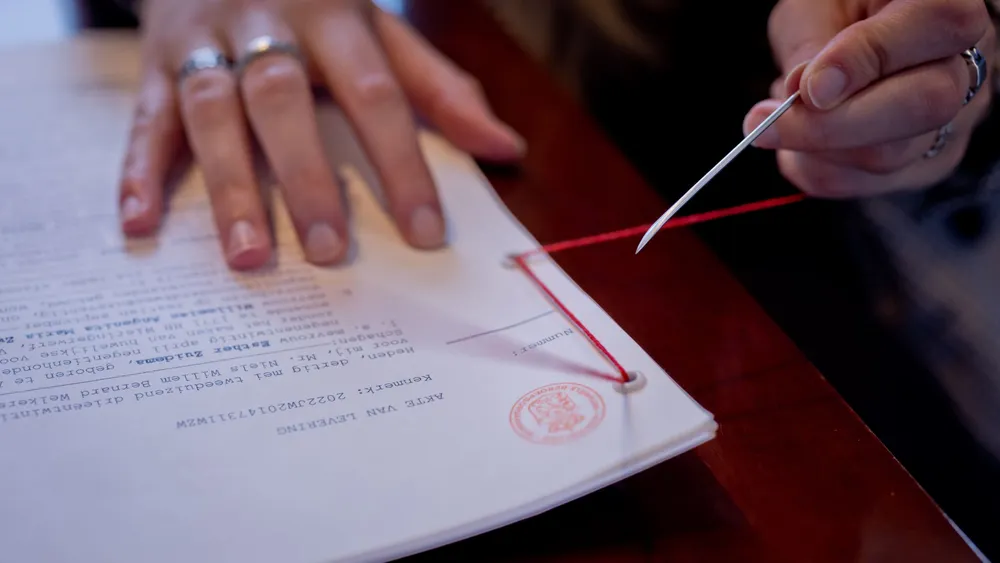 Een samenlevingsovereenkomst ondertekenen bij Welkers Notarissen, met uitleg over financiële afspraken en bescherming bij samenwonen.